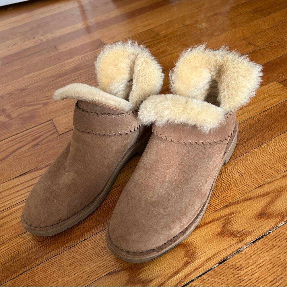Ugg McKay Water Resistant Bootie - 8